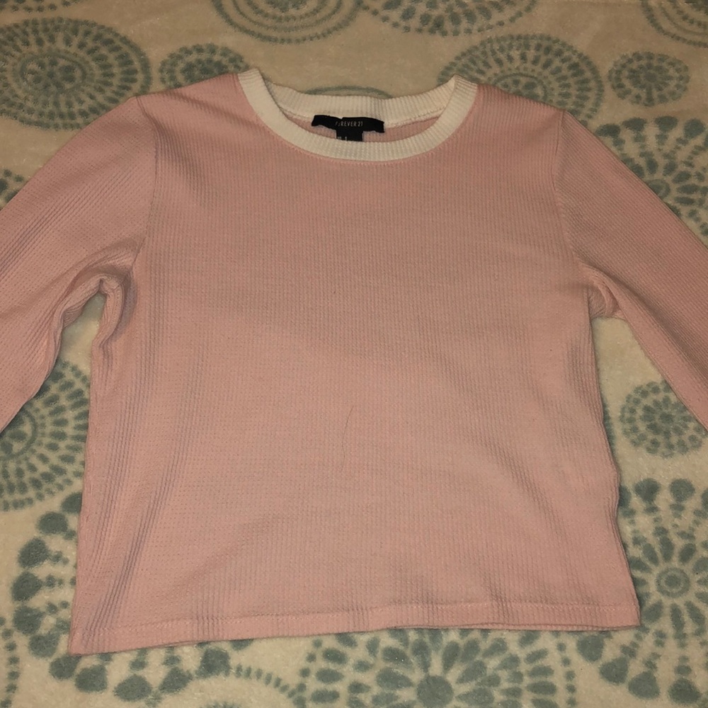 Pink long sleeve crop top